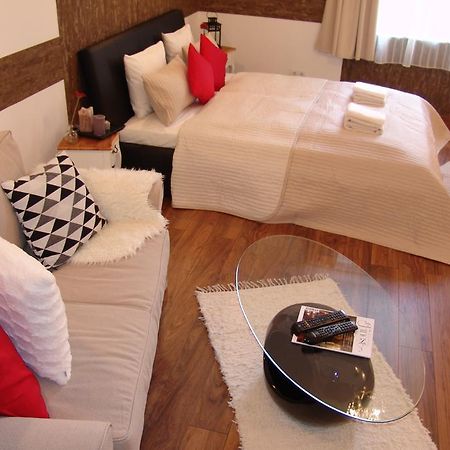Romantic Centrum Apartman Budapeste Exterior foto